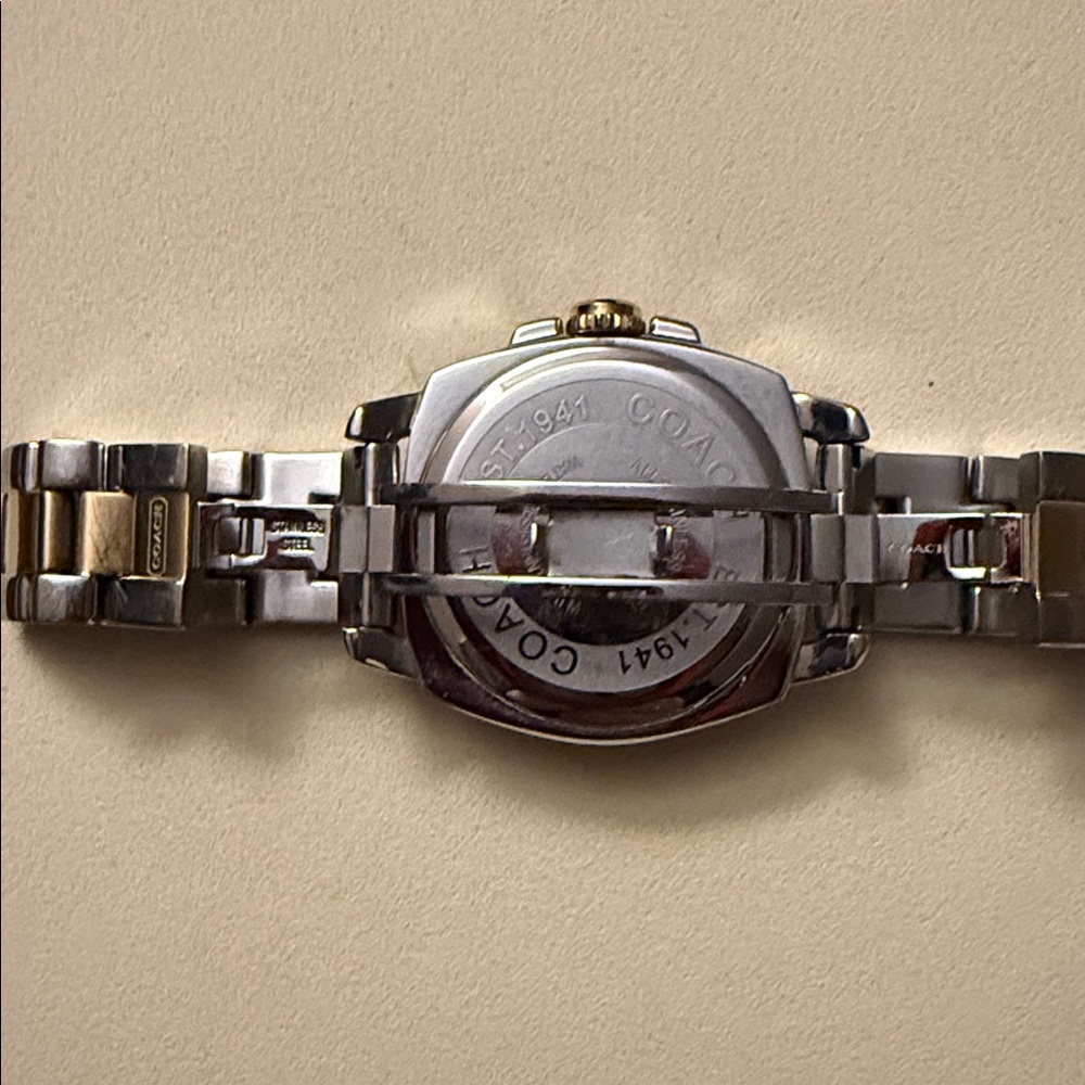 Coach Silver and Gold Tone Men's/Women’s (fitted) Watch - Picture 7 of 8
